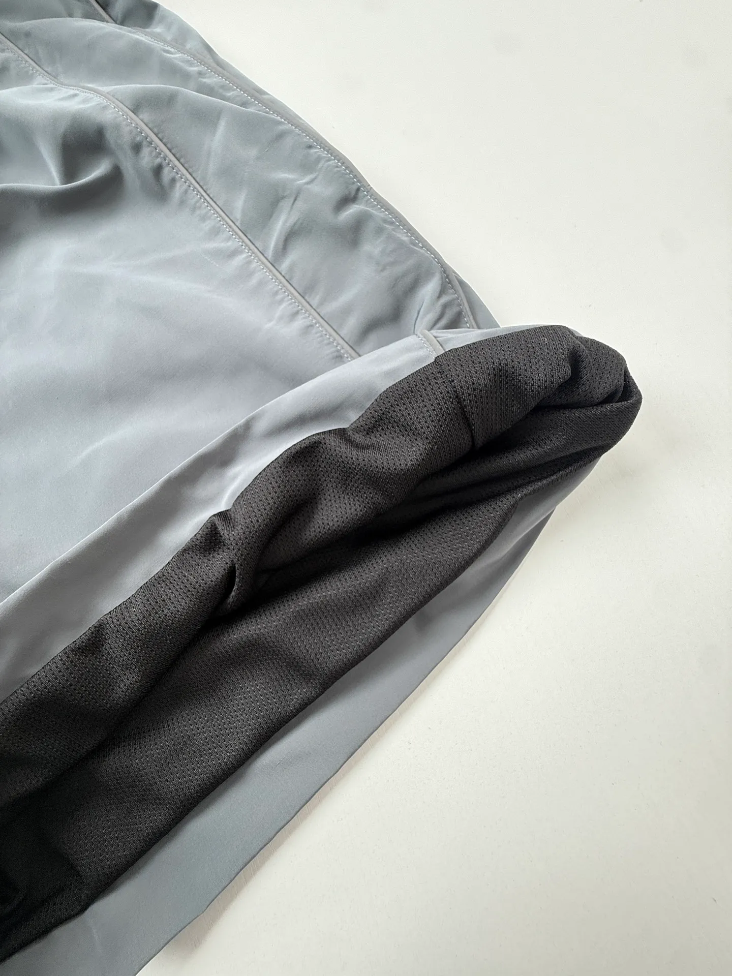 Balenciag*/ Blcg ， 、 ， White 1:1 ， 、 ， 、 ， ， ， ， 。 Size：XS/S/M/L